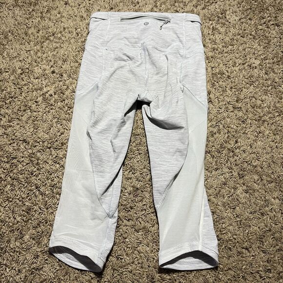 Lululemon Size 4 Run With The Sun Crop Wee Are From Space Nimbus Battleship Wht - Picture 4 of 9